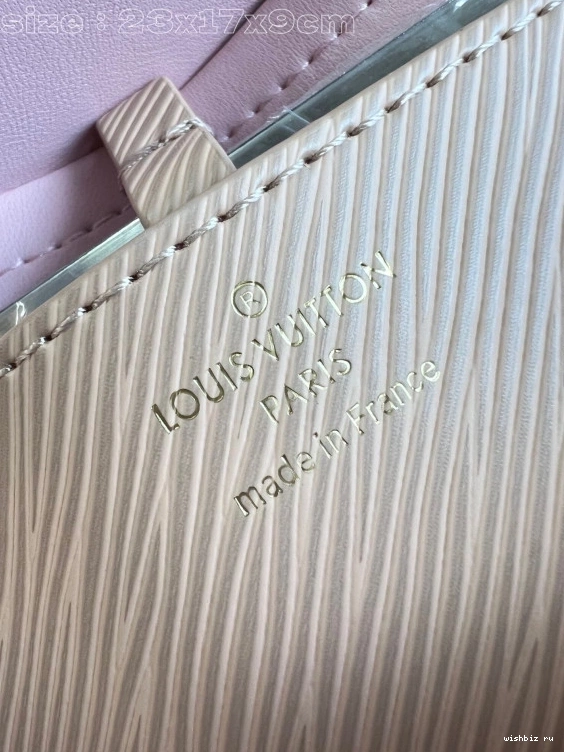 WIS TWIST LOUIS VUITTON MM-23*17*9.5CM 1105